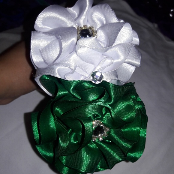 New handmade headband - Picture 2 of 3